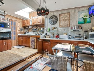 Venta de Hermosa y Moderna Casa en Peñalolén