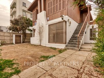 Casa en venta la Reina Central: oportunidad de inversión