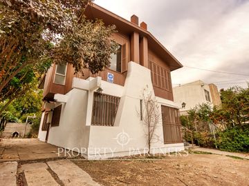 Casa en venta la Reina Central: oportunidad de inversión