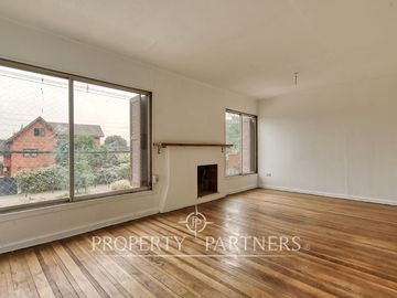 Casa en venta la Reina Central: oportunidad de inversión