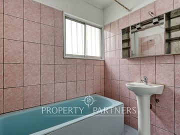 Casa en venta la Reina Central: oportunidad de inversión