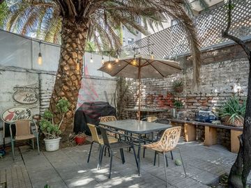 Casa en Venta en Fantástica Casa Familiar en Pasaje Residencial de Ñuñoa