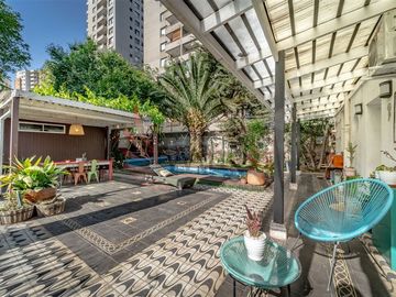 Casa en Venta en Fantástica Casa Familiar en Pasaje Residencial de Ñuñoa