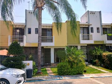 CASA EN CONDOMINIO EN VENTA EN VALLE ESMERALDA EMILIANO ZAPATA