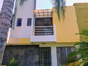 CASA EN CONDOMINIO EN VENTA EN VALLE ESMERALDA EMILIANO ZAPATA