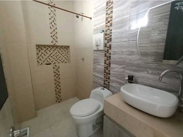Moderna casa en Flandes: ubicación ideal, diseño y seguridad.