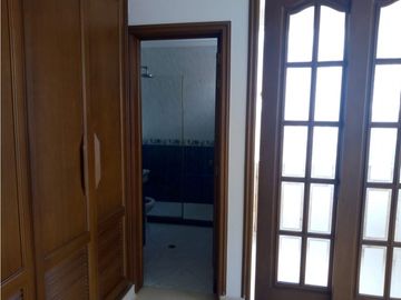 se vende hermoso apartamento cabecera
