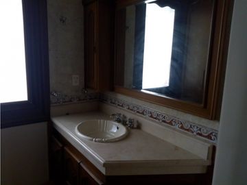 se vende hermoso apartamento cabecera