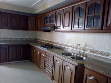 se vende hermoso apartamento cabecera