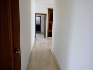 se vende hermoso apartamento cabecera