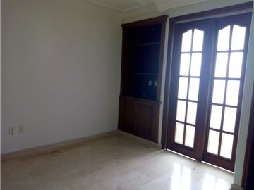 se vende hermoso apartamento cabecera