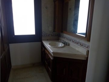 se vende hermoso apartamento cabecera