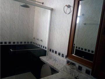 se vende hermoso apartamento cabecera