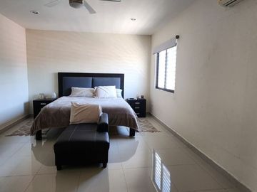 CASA EN VENTA EN CIUDAD DEL CARMEN, CAMPECHE.