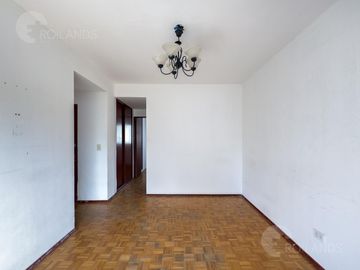 Venta departamento 2 ambientes con balcón Almagro