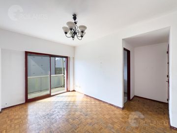 Venta departamento 2 ambientes con balcón Almagro