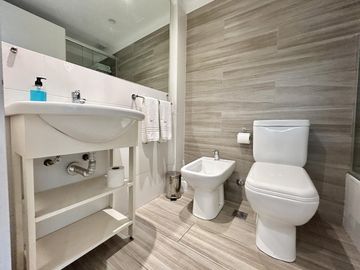 Venta Departamento de 1 Ambiente Apto Crédito, Abasto