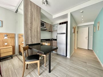 Venta Departamento de 1 Ambiente Apto Crédito, Abasto