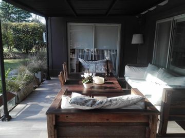 Casa en venta en Barrio  San Manuel, Pilar - 10 Ambientes