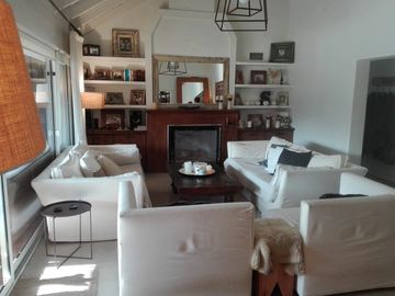 Casa en venta en Barrio  San Manuel, Pilar - 10 Ambientes