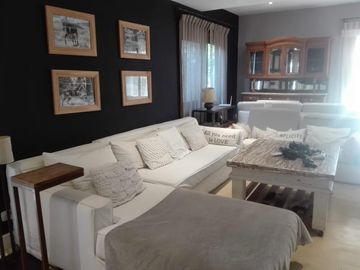 Casa en venta en Barrio  San Manuel, Pilar - 10 Ambientes