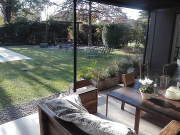 Casa en venta en Barrio  San Manuel, Pilar - 10 Ambientes