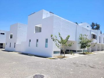 Casa en Venta por Mariano Otero  , Zapopan ,Jalisco