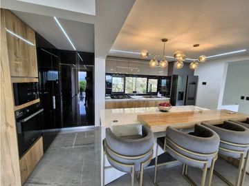 CASA CAMPESTRE EN VENTA DAPA