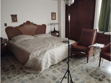 Vendo Magnífico Apartamento  P9 Edificio las Fuentes  Granada Cali