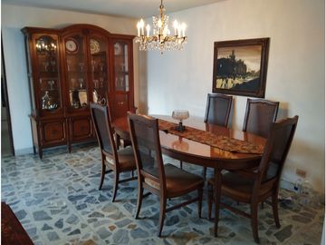 Vendo Magnífico Apartamento  P9 Edificio las Fuentes  Granada Cali