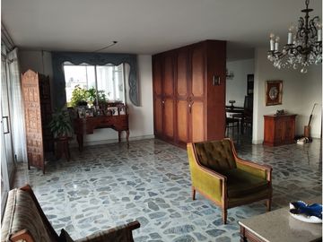 Vendo Magnífico Apartamento  P9 Edificio las Fuentes  Granada Cali