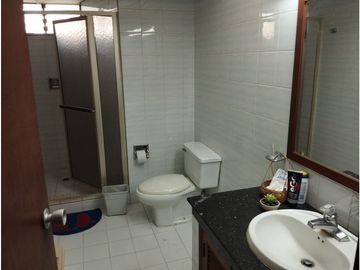 Vendo Magnífico Apartamento  P9 Edificio las Fuentes  Granada Cali