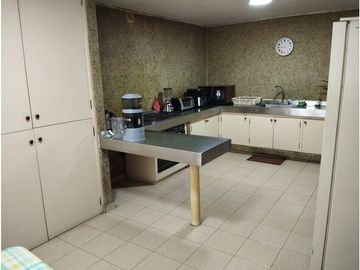 Vendo Magnífico Apartamento  P9 Edificio las Fuentes  Granada Cali
