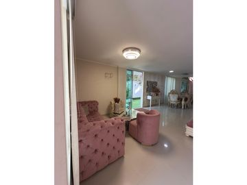 SE VENDE ESPECTACULAR CASA EN VILLA CAMPESTRE