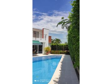 Hermosa casa en venta en Ricaurte