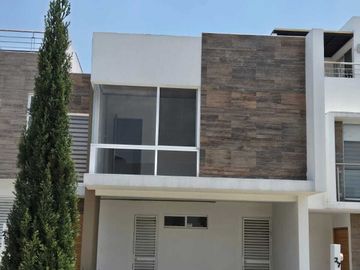 VENTA CASA EN LOMAS DE ANGELOPOLIS, PUEBLA