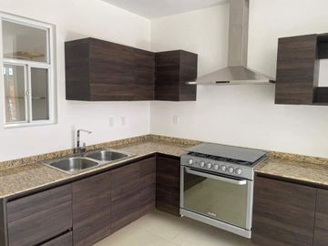 VENTA CASA EN LOMAS DE ANGELOPOLIS, PUEBLA