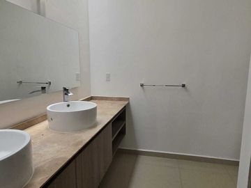 VENTA CASA EN LOMAS DE ANGELOPOLIS, PUEBLA