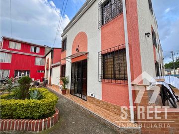 CASA EN AIDA LUCIA