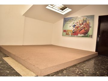 CASA COMERCIAL EN SANTA CLARA