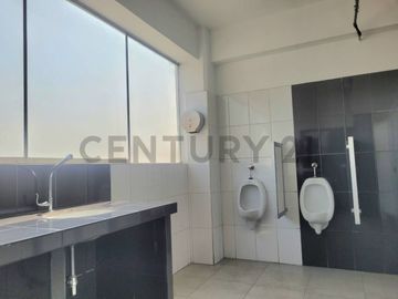 ALQUILA TU PROXIMA OFICINA ADMINISTRATIVA ( Semiamoblada) EN SANTA ANITA