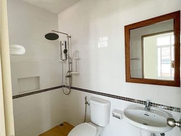 Modern Elegance in the Heart of Hang Dong