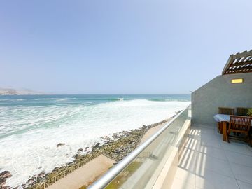 VENDO HERMOSO DEPARTAMENTO EN PLAYA SAN BARTOLO EN CONDOMINIO PEÑASCAL