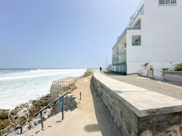 VENDO HERMOSO DEPARTAMENTO EN PLAYA SAN BARTOLO EN CONDOMINIO PEÑASCAL