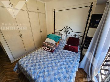 San Telmo. 4 ambientes con dependencia y doble ingreso.