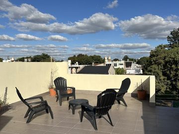 Venta PH 3 amb en Florida Oeste Terraza Propia y parrilla.