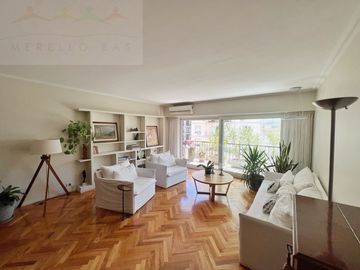 Piso Impecable Refaccionado con Cochera y Baulera en Exclusiva Zona de Recoleta