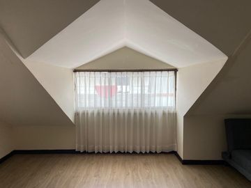 CASA EN VENTA, ORDOÑEZ LASO.ENTRADA A RIO AMARILLO
