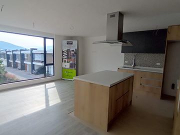 Venta LOFT 2 dormitorios, 2 parqueaderos **Tumbaco, YC