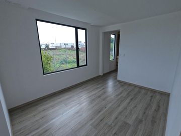 Venta LOFT 2 dormitorios, 2 parqueaderos **Tumbaco, YC